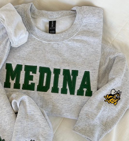 MEDINA Varsity Applique Sweatshirt | Medina Gildan Crewneck