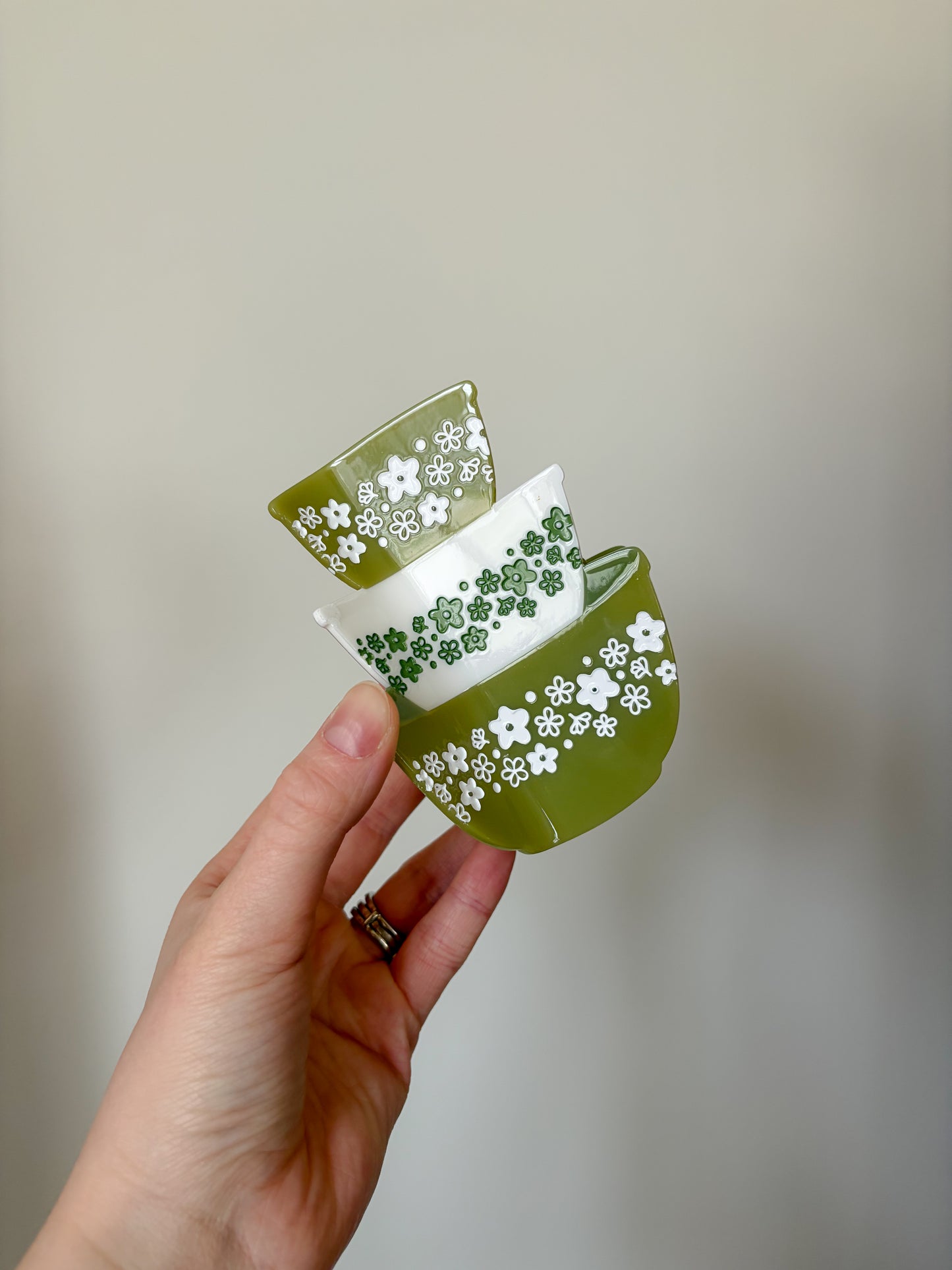 Retro Bowl Hair Claw Clip | Vintage Style Hair Accessory